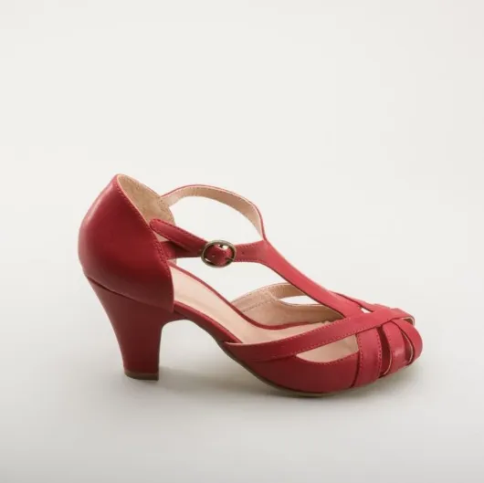 Carly Shoes by Chelsea Crew (3 Color Options)