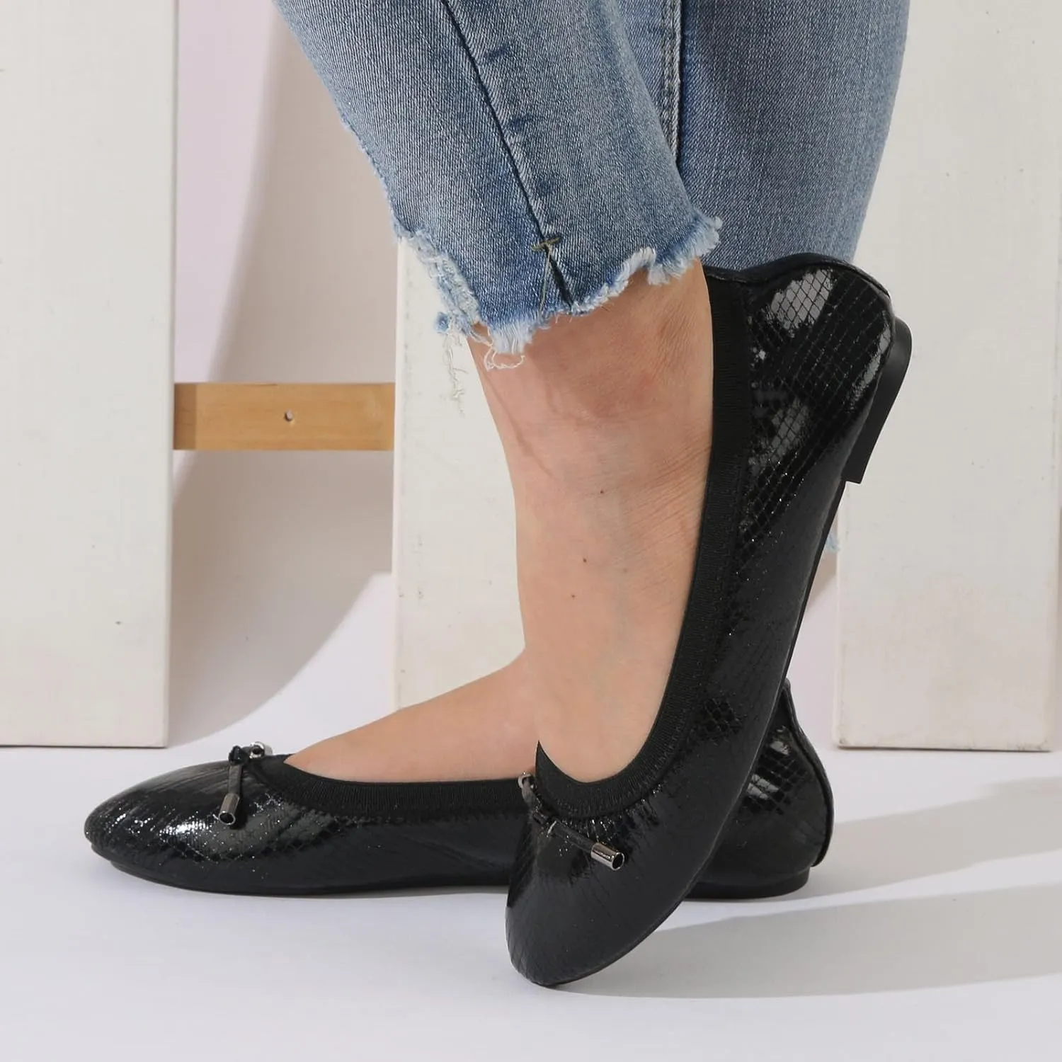 Women’s Ballet Flats Soft Soled Foldable Dress Shoes Lightweight Portable Travel Shoes Slip On Work Shoe